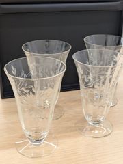 アンティーク グラス ４つ
