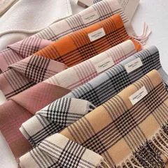 秋冬 コーデ レディース ファッション オシャレ アイテム カワイイ  シンプル 大人カワイイ  スカーフ 暖かい カラー ブロック ストライプ メンズ カップル 兼 マフラー