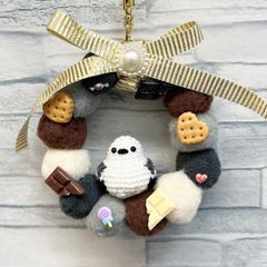 ハンドメイド　シマエナガ　リース