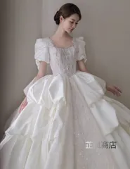 【新品未使用】2025新作 ウェディングドレス 花嫁 二次会 ウエディングドレス 結婚式 ロングドレス プリンセスラインドレス サテン 白 半袖 シンプル 挙式 披露宴