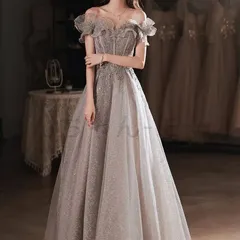 2025新品未使用 オフショルダー ウェディングドレス フリルデザイン＆グリッター刺繍 2025新作 Aライン 花嫁 二次会 フォトウェディング向