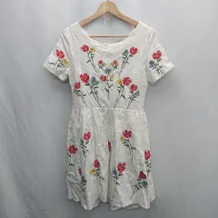 ◇ ⊂ Supreme.La.La. シュープリームララ 花刺<!-利用不可文字-!> 半袖 ひざ丈 ワンピース サイズM アイボリー系 レディース E  【1503050045957】