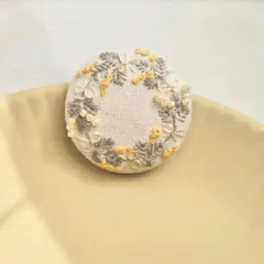 ミモザの刺繍ブローチヘアゴム③