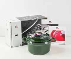 希少‼️‼️ STAUB ホワイトココット 14インチ　美品‼️ Amazon.co.jp: staub ストウブ 「 ピコ ココット ラウンド