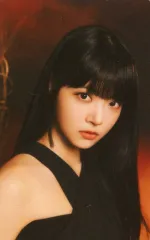 【中古】コレクションカード(女性) 04：LE SSERAFIM/HONG EUNCHAE(ホン・ウンチェ)/「2023 LE SSERAFIM TOUR ‘FLAME RISES’ IN SEOUL」ミニフォトカード