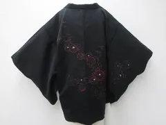 【一輝堂】【着物】黒羽織　絵羽柄　菊文　羽織紐付き　身丈約75.5cm　裄丈約63cm　25z06-3175