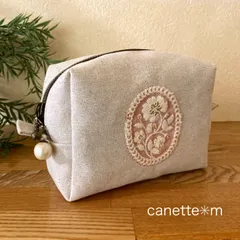 ハンドメイド◇スクエアポーチ　インド刺繍リボン　モチーフ【ピンク】