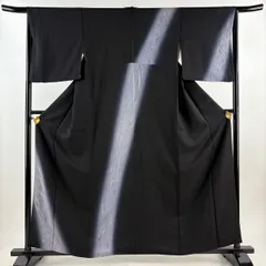 付下げ 身丈159cm 裄丈64.5cm M 袷 落款 幾何学 箔 銀彩 黒 正絹 美品 名品 【中古】