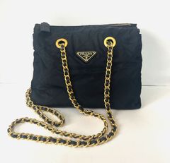プラダ　PRADA 　チェーンバック