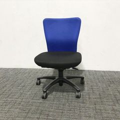 カロッツァ ハンガー付 オフィスチェア オカムラ ブルー