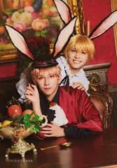 【中古】生写真(男性) 澤邊寧央(師走駆)・鈴木遥太(如月恋)/上半身・キャラクターショット/2.5次元ダンスライブ「ツキウタ。」ステージ第14幕「Rabbits Kingdom Resurrection」トレーディングブロマイド