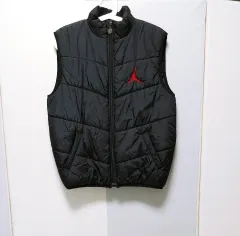 NIKE ブラック ダウンベスト XL ジョーダン 新品！NIKE ジョーダン JORDAN ダウンベスト フライト M 黒