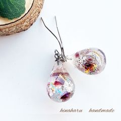 ドロップ＊琉球ガラス＊雪の結晶ピアス(カシス)