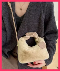 【スタッフおすすめ！】 ファーバッグ ショルダーバッグレディース 小さめ 軽量/韓国ファッション/小さめ肩掛けバッグ レディース ふわふわ 肩掛けカバン 斜 おすすめ おしゃれ　人気 上品 98XIUFENG-039
