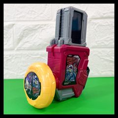 ガシャットギアデュアルβ　仮面ライダーエグゼイド　仮面ライダースナイプ　仮面ライダーブレイブ　バンダイ