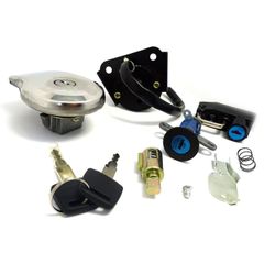 YAMAHAビラーゴ125/250 シリンダーカバー 4個セット シルバー YAMAHAビラーゴ125/250 シリンダーカバー 4個セット シルバー