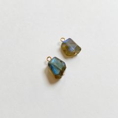 一粒ピアス・イヤリング ラブラドライト(タンブル)