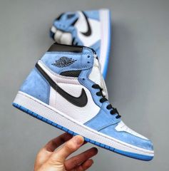 ナイキ スニーカー Nike Air Jordan 1 Retro High OG"University Blue"AJ1 555088-134 男女兼用 並行輸入品