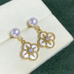 パールピアス　白蝶貝ピアス 天然石 本真珠ピアス　s925 刻印　6-7mm 花珠級　本真珠　天然貝殻　　天然パールピアス