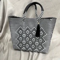 メキシコ製　メルカドバッグ　バスケットバッグ　かごバッグ　白　黒　ホワイト　ブラック