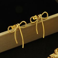 ステンレスリボンピアス　アクセサリー　金属アレルギー対応　INS　デザイン　18Kコーティング