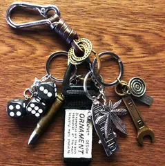 キーホルダー キーリング 本革 ステンレス カラビナ レトロ アメカジ ビンテージ 古着 ストリート ジャラジャラ ダイス スケボー ブラック / ベージュ