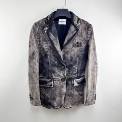 2025年最新】ミュウミュウ miumiu デニムジャケットの人気