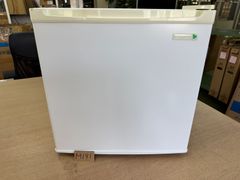 M191 ヤマダ2018年式45Lワンドア冷蔵庫 YRZ-C05B1