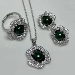 綺麗！黒真珠ジュエリー3点セット　ピアス　newリング　薔薇デザインキラキラ　8mm サイズ　ネックレス長さ42cm k18仕上げ