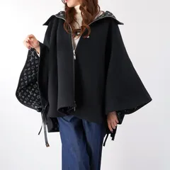 極美品 現行 ルイヴィトン ポンチョ ブラック系 フーデッドケープ モノグラム 極美品 現行 ルイヴィトン ポンチョ ブラック系 フーデッド