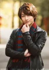 【中古】生写真(男性) 木戸邑弥(荒北靖友)/上半身・ジャケット黒・マフラー・腕組み・左手顔・私服ショット/DVD「ドラマ『弱虫ペダル』 1泊2日ホンネ旅 ～総北＆ハコガク 旅に出たらこうなった スペシャル～」封入特典ブロマイド