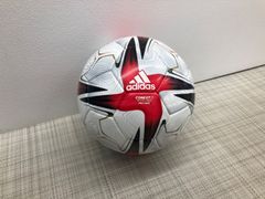 【adidas】サッカーボール４号球AF437