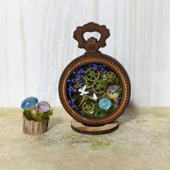 苔の森からの贈り物　懐中時計　きのこと蝶　ミニチュア　スチームパンク