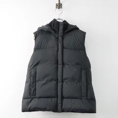 美品 セオリー theory LIGHT DACRON korrine v フード付きダウンベスト S/ブラック 黒 アウター ブルゾン 上着【2400013830225】のサムネイル