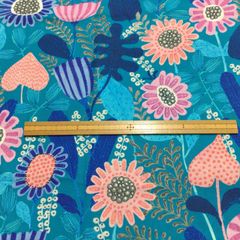 ブルー地にピンク花　110×50cm