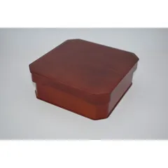 ほぼ未使用 懐石道具 木製 溜塗 大徳寺 弁当 縁高重箱 四客揃 刻印 紙箱 ほぼ未使用 懐石道具 木製 溜塗 大徳寺 弁当 縁高重箱 四客揃