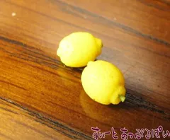 ミニチュア レモン　２個セット　SWVEG18 ドールハウス用のサムネイル