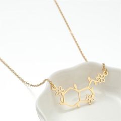 セロトニン 化学式 ネックレス ペンダント 花 フラワー かわいい 幸せホルモン 科学 受験生 レディース ゴールド 勉強 大学生 理系 お洒落