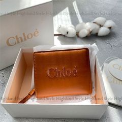 新品未使用 関税込☆ Chloe クロエ chloe sense コンパクトウォレット ロゴ Caramel