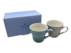 WEDGWOOD　ウェッジウッド　ペアマグカップ