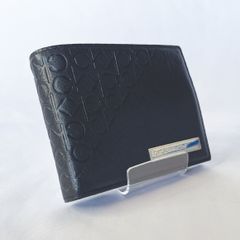 ✱Calvin Klein（カルバンクライン）✱二つ折り財布　エンボス ロゴ