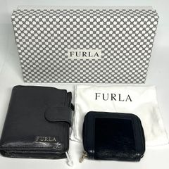 H8116F◾️フルラ 花型ベルトホック 二つ折りレザー長財布 箱付 - メルカリ