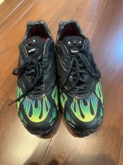 Supreme × Nike フレイム スニーカー ブラック ネオン　希少　28 Supreme × Nike フレイム スニーカー ブラック ネオン 希少 28 - メルカリ