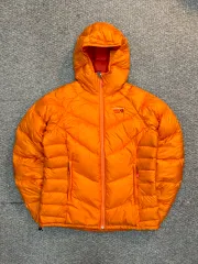 （ M ） マウンテンハードウェア フード ダウンジャケット