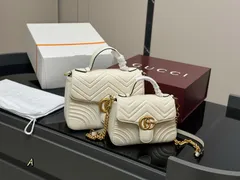 【今日特価】Gucci GG Marmont Messenger Bag 20cm×25cm