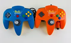 極美品 ニンテンドー 64 コントローラー ピカチュウ ブルー オレンジ 2個セット 動作確認済み
