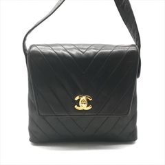 良品 CHANEL シャネル ココマーク ターンロック ラムスキン Vステッチ チェーン ショルダー バッグ ブラック 斜めがけ カバン a7927