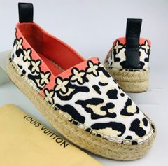 美品★LOUIS VUITTON・ルイヴィトン レディース キャンバスレザー切替し スター レオパード柄 エンボス加工LVプル エスパドリーユ フラット シューズ（35）