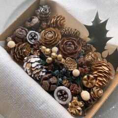 ドライフラワー ドライ ナッツ 木の実 詰め合わせ セットˎˊ˗ クリスマス　クリスマスBOX  クリスマスゴールド　ナチュラルブラウン　ゴールド　ジュニパーベリー　ヒイラギ　　No.44
