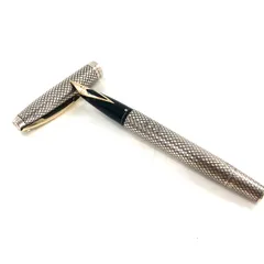Niko様　Sheaffer スターリングシルバー 万年筆セット　ケース付 Niko様 Sheaffer スターリングシルバー 万年筆セット ケース付